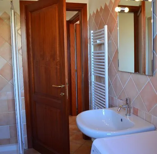 Iss Travel, Citai Panoramic - 1,5 Km From The Appartement *